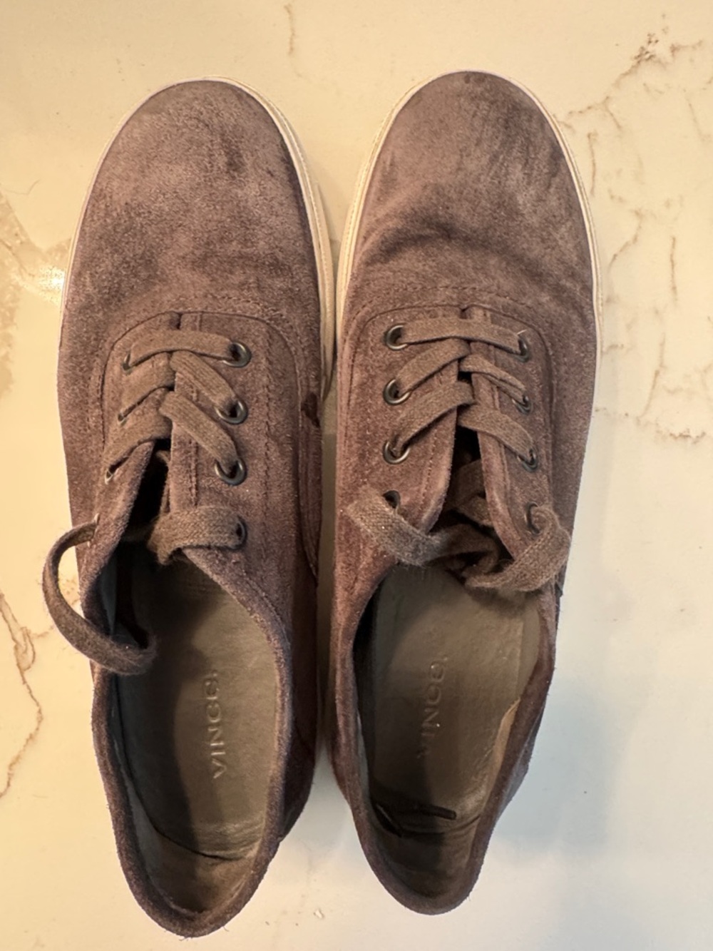 Vince Suede Low-Top Sneakers in Gray